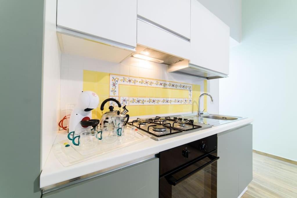Stazione Treni - Wi-Fi & Netflix Cozy Space Apartman Salerno Kültér fotó