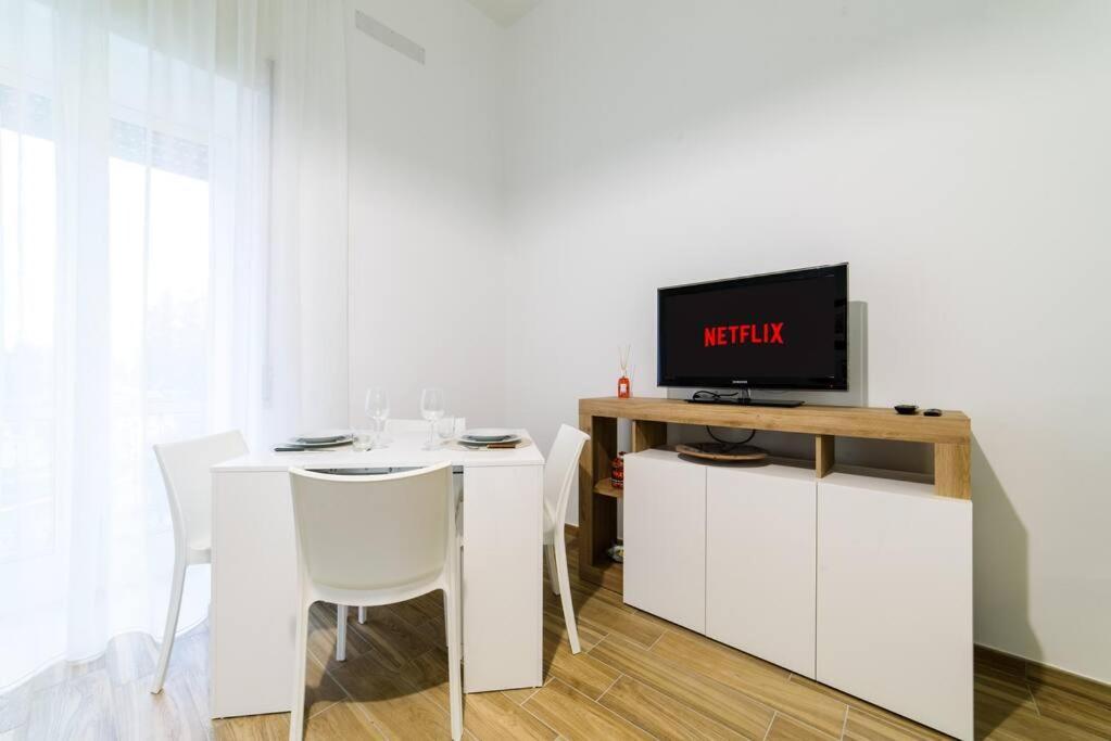 Stazione Treni - Wi-Fi & Netflix Cozy Space Apartman Salerno Kültér fotó